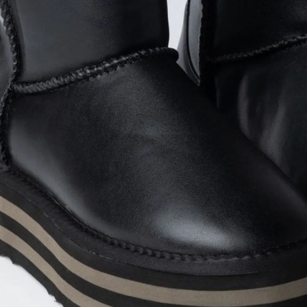 AZALEA WANG SHOW ME  FLAT BOOTIE IN BLACK